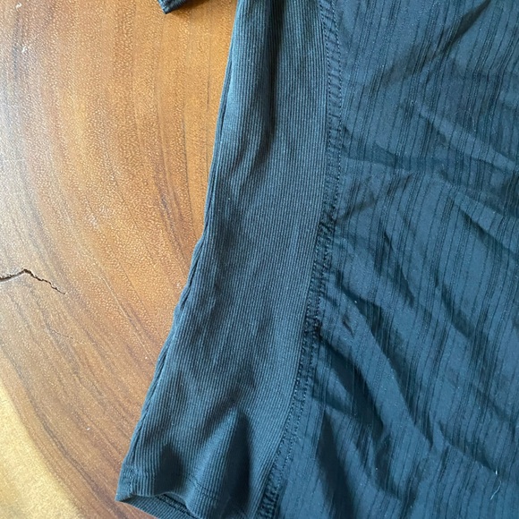 Guess Women's Black Zip-Up Top/ Size Large - Picture 5 of 5